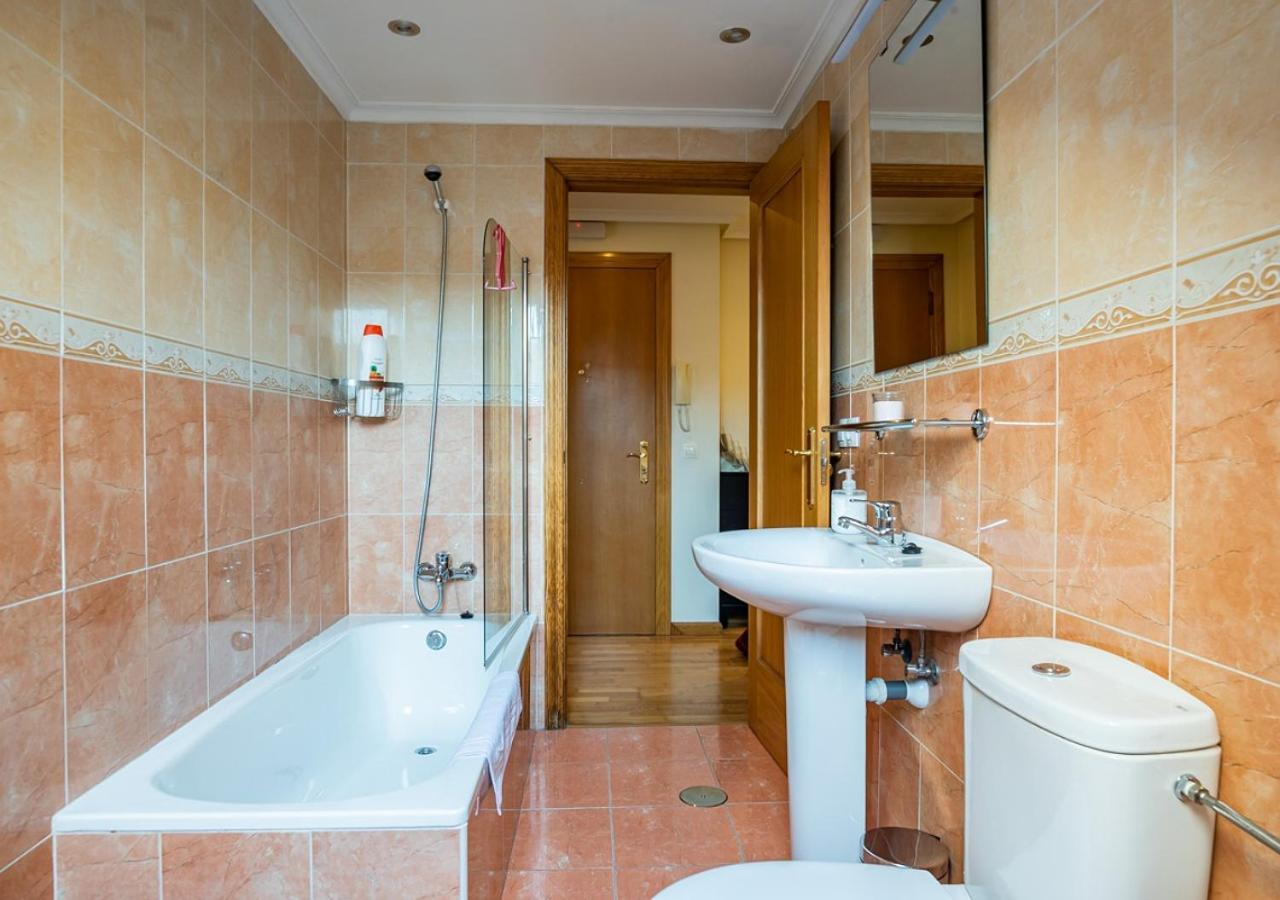 Apartamento Irene Centrico Con Wifi Y Parking Coche Tamano Medio Кангас-де-Онис Экстерьер фото